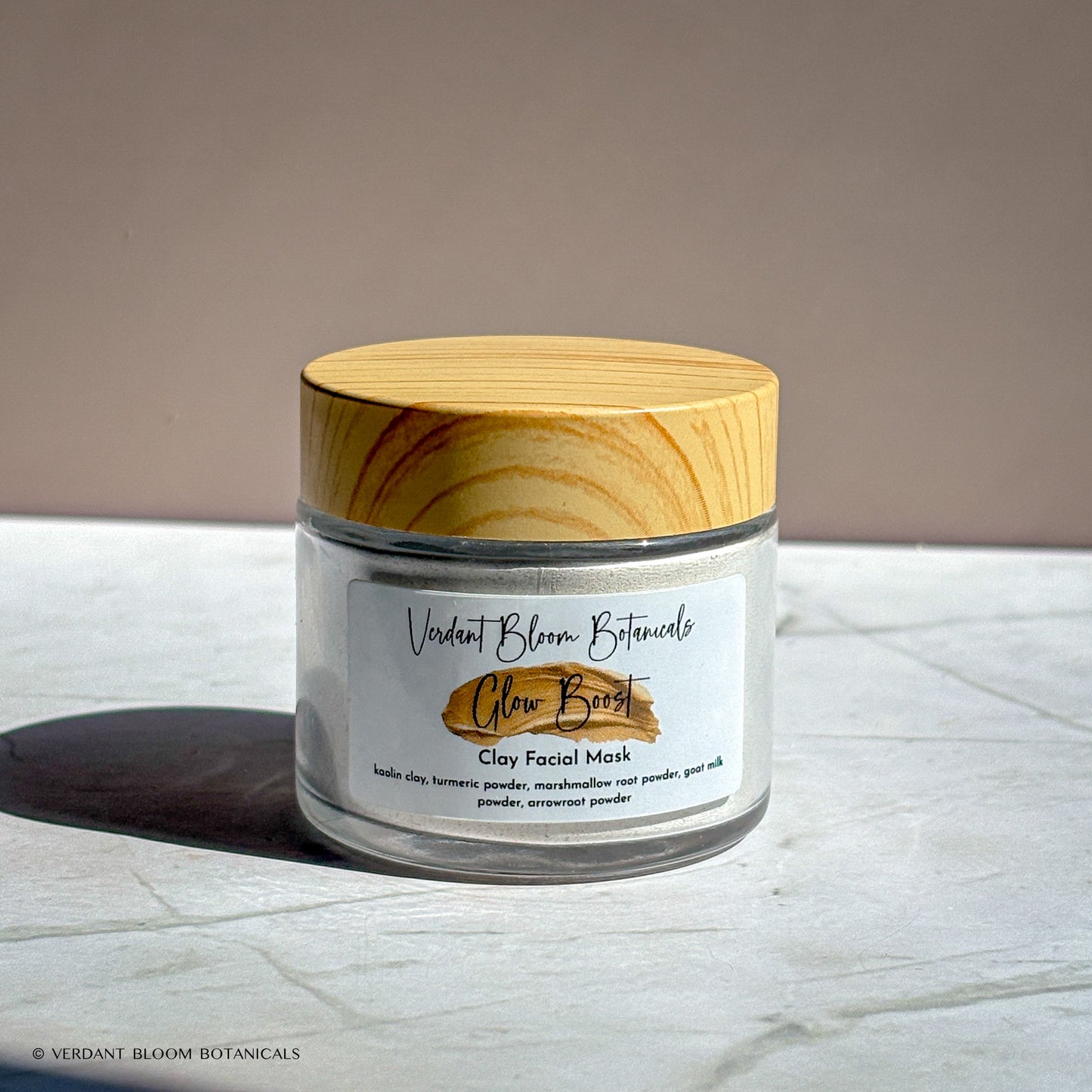 brightening turmeric and kaolin clay face mask