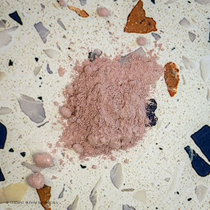 Loose powder of Calm Restore face mask