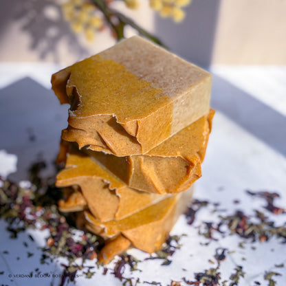 Honey & Clove
