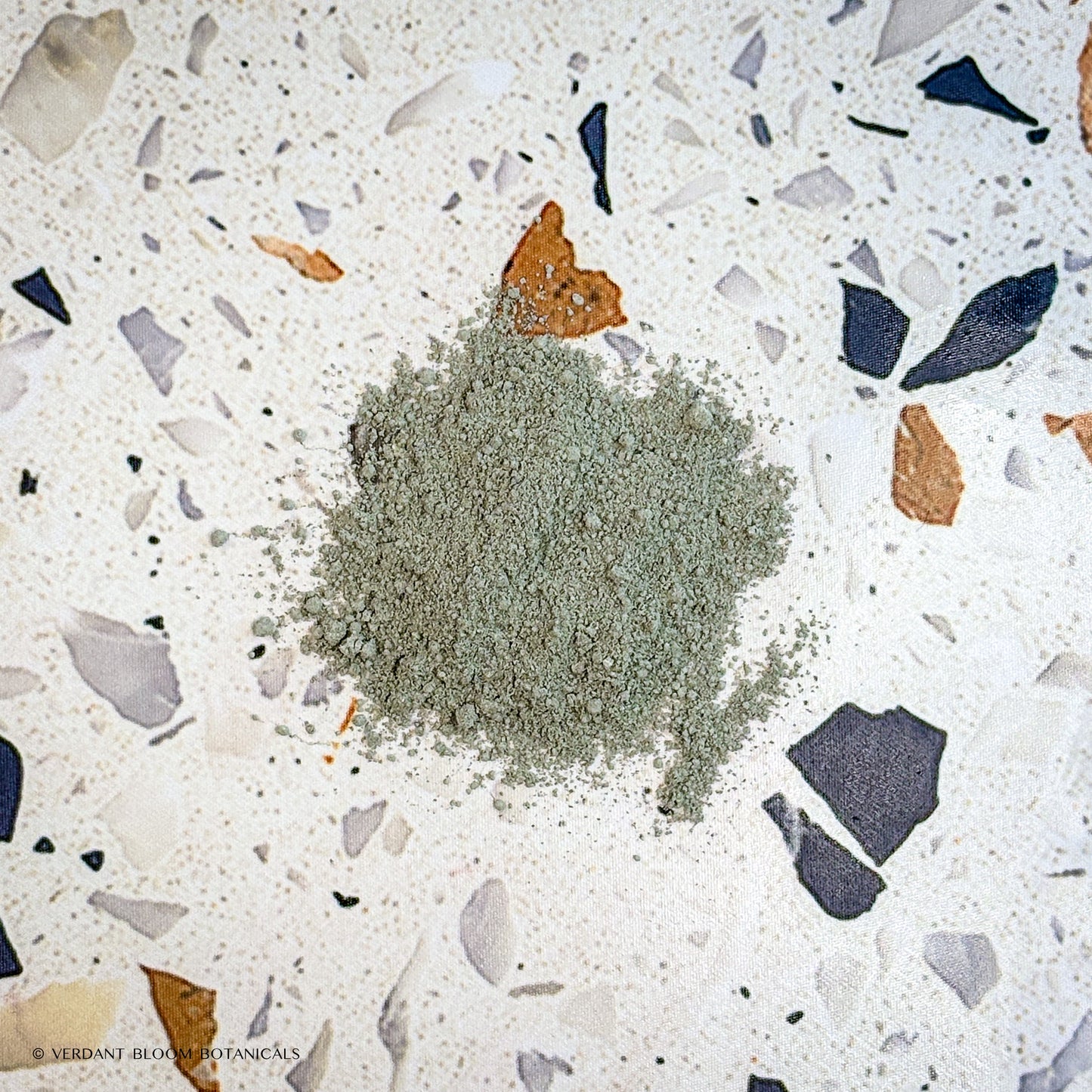 loose powder of Pure State face mask